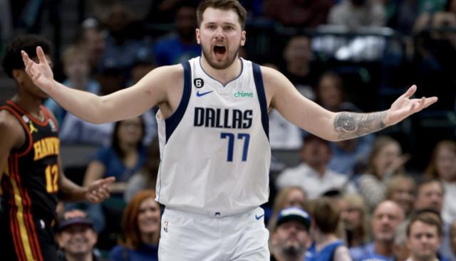 孤星带队行不通？交易截止日前东契奇表达补强诉求